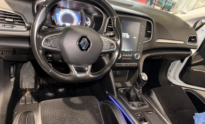 Tableau de bord sale 